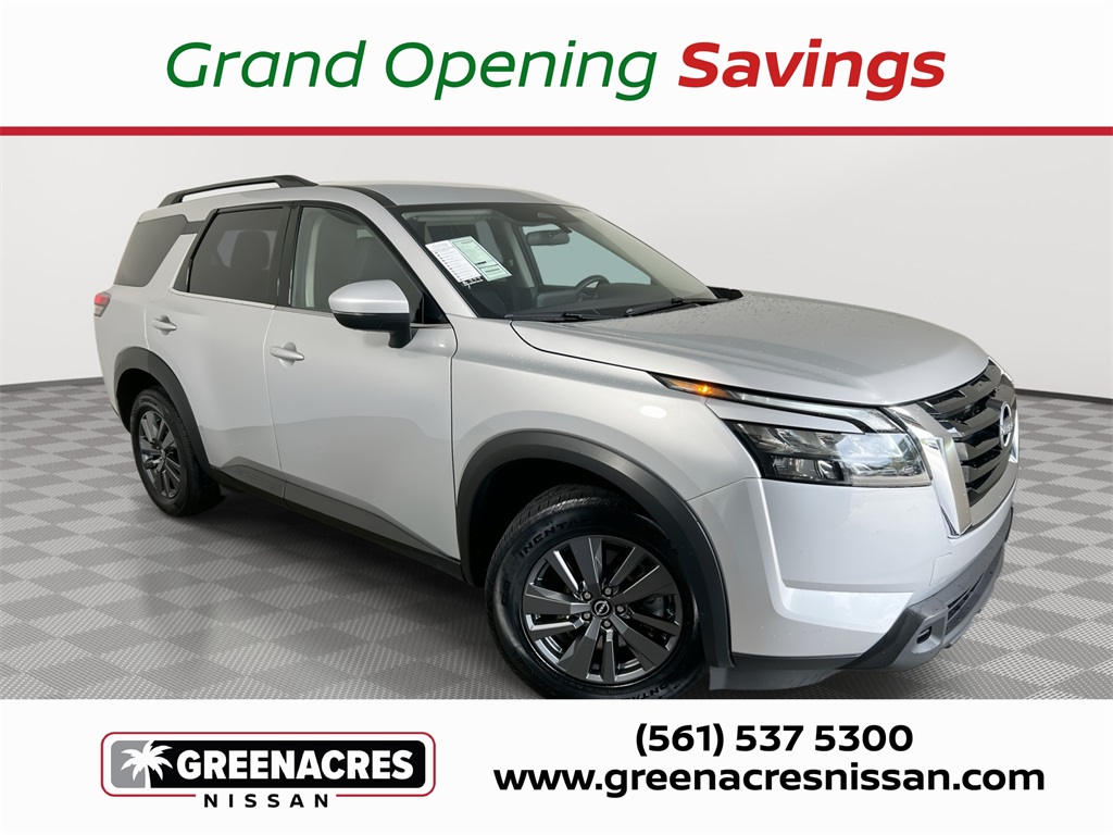 2024 Nissan Pathfinder SV