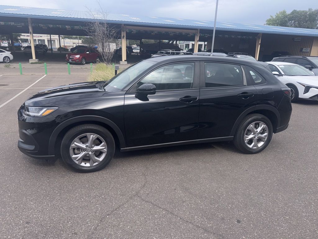 2024 Honda HR-V LX photo 12