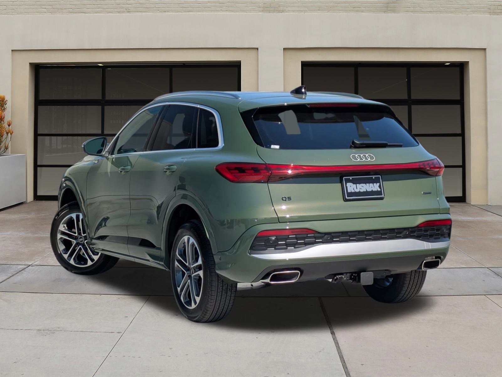 2025 Audi Q5 Premium photo 2