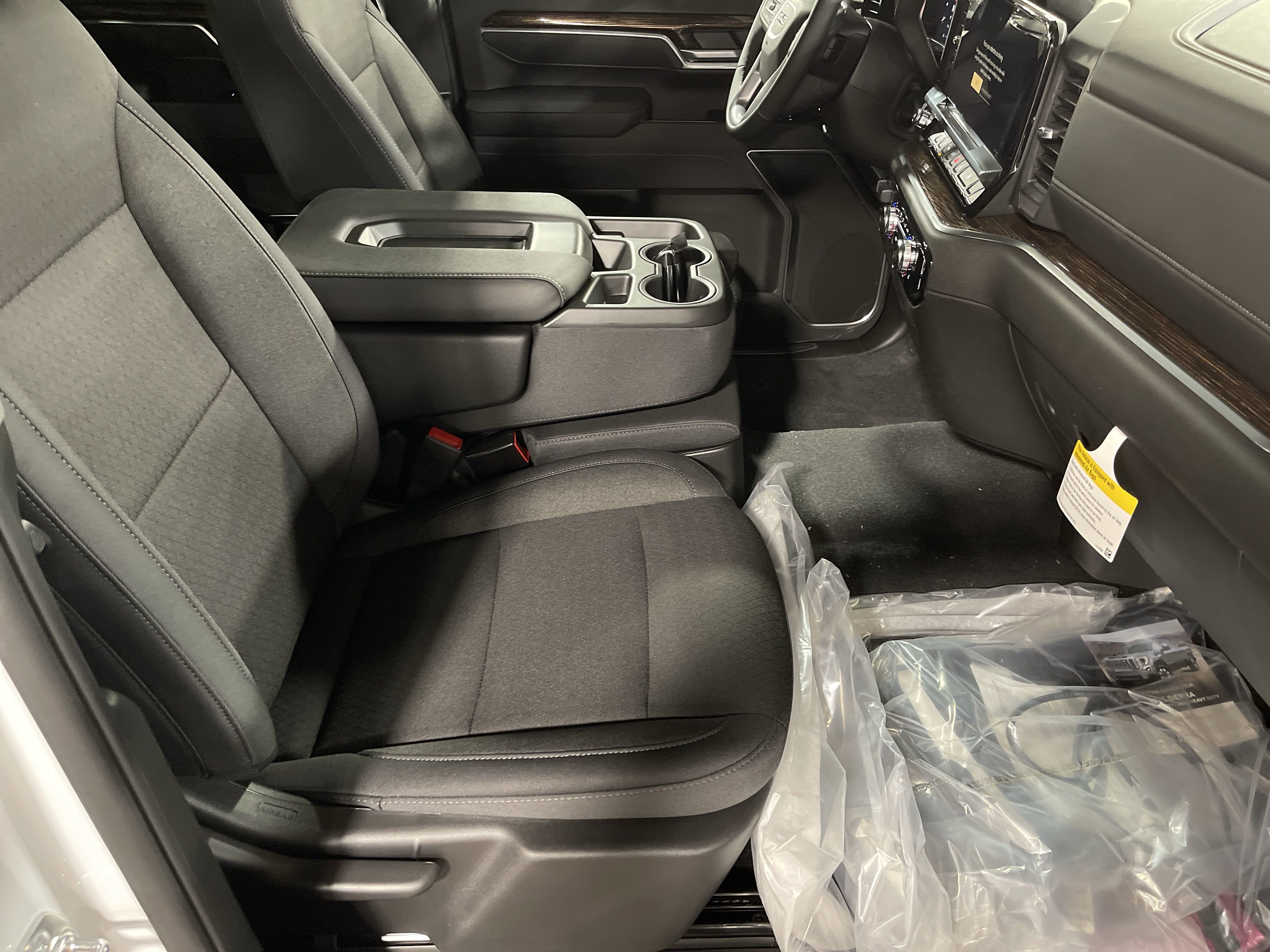 2025 Gmc Sierra 2500 HD SLE photo 5