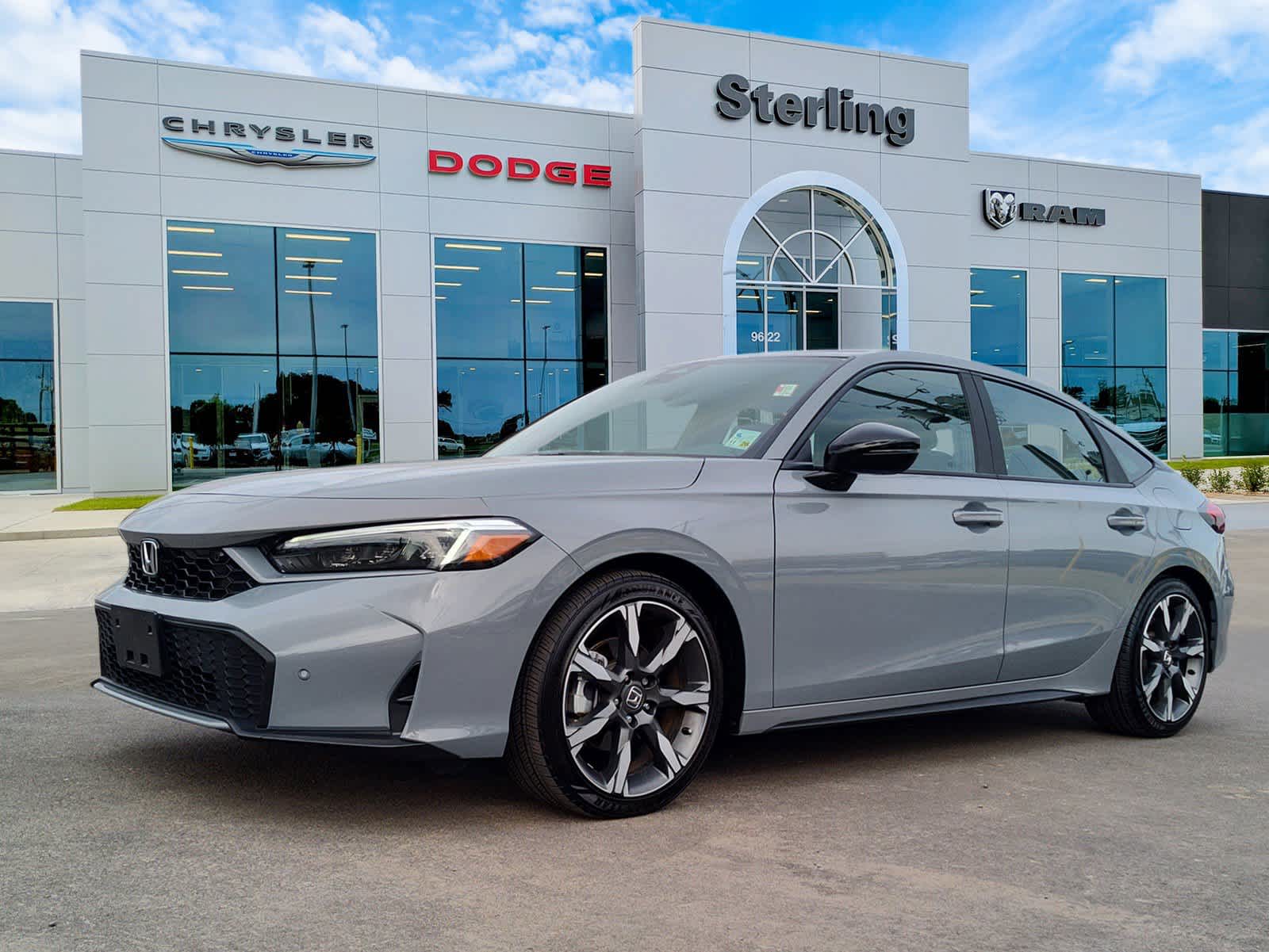 2025 Honda Civic Sport Touring's photo