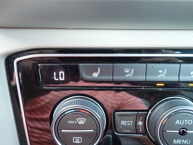 2022 Volkswagen Atlas SE Technology photo 20