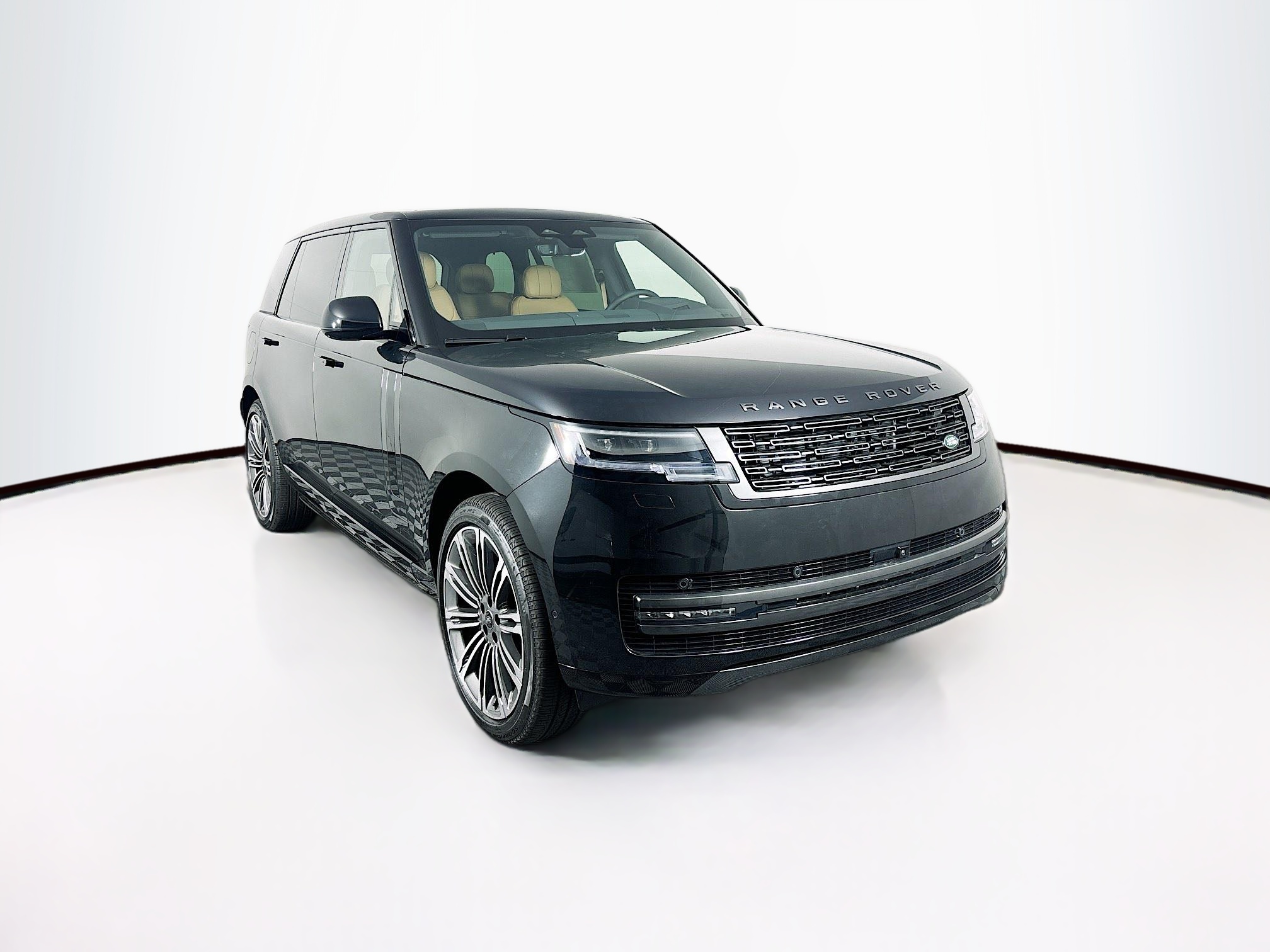 2025 Land Rover Range Rover SE photo 3