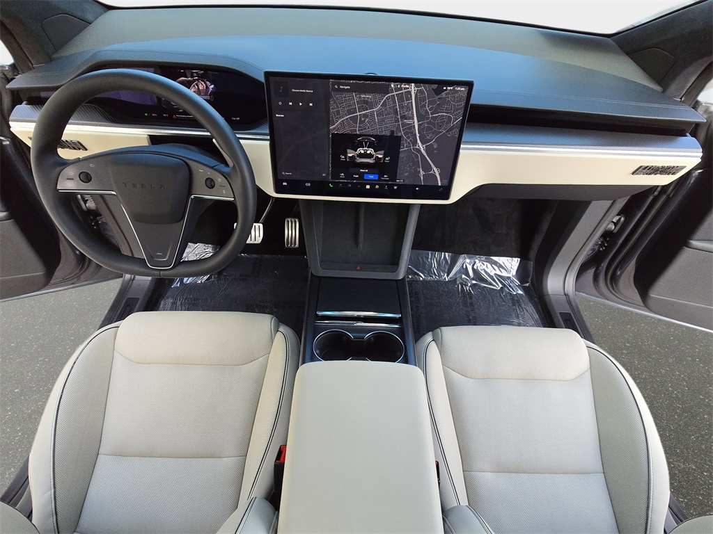 2023 Tesla Model X Plaid photo 9