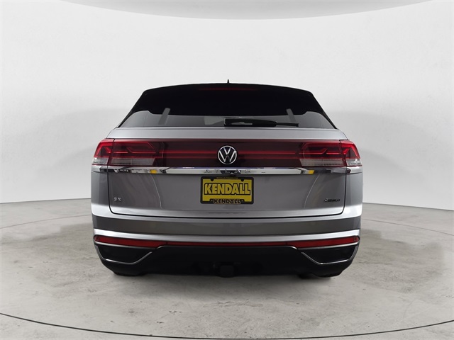 2024 Volkswagen Atlas Cross Sport SE Technology photo 3
