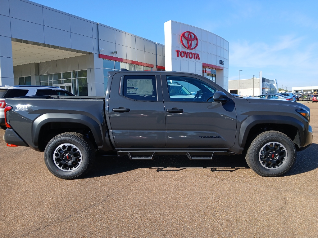 2025 Toyota Tacoma TRD Off Road's photo