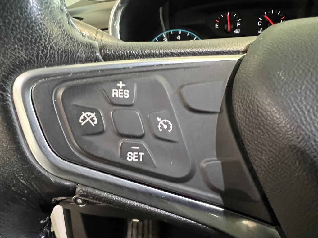 2018 Chevrolet Equinox LT photo 18