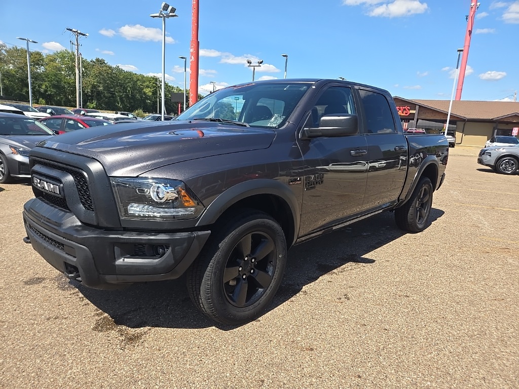 2019 Ram 1500 Classic Warlock photo 3