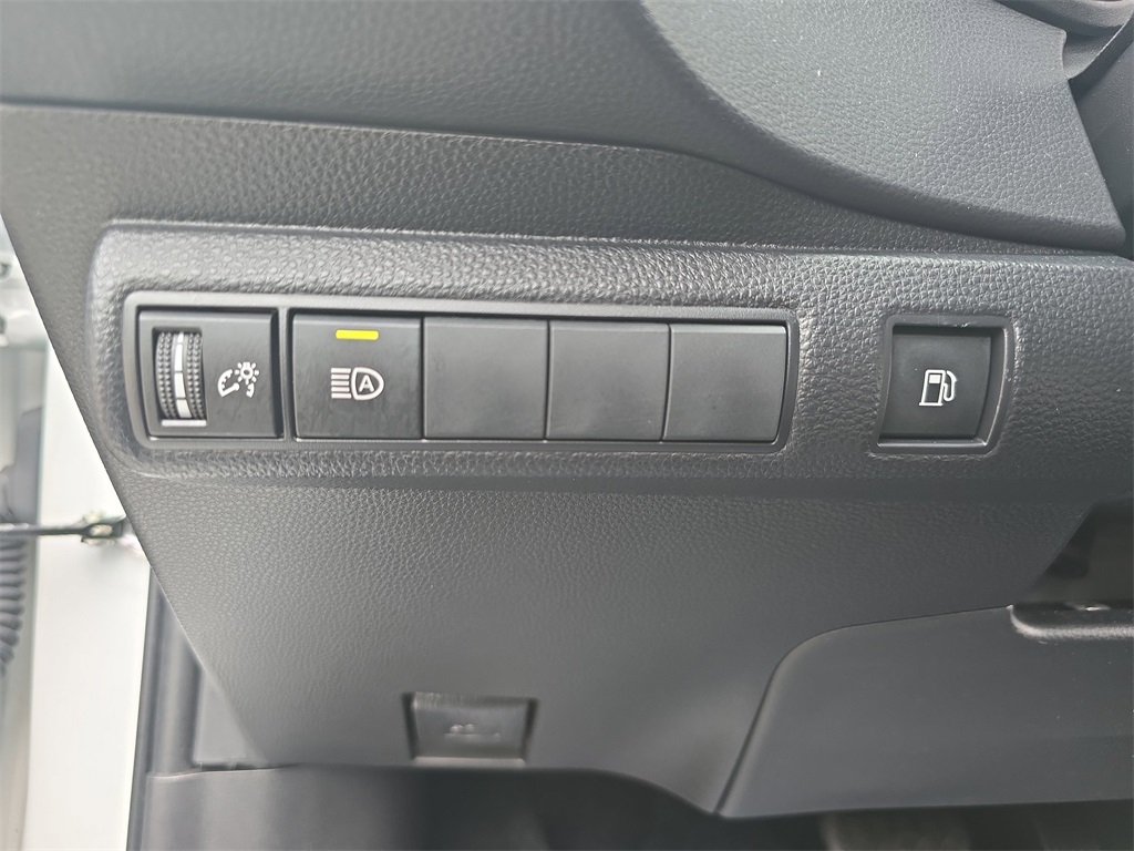 2022 Toyota Corolla Hybrid LE photo 23
