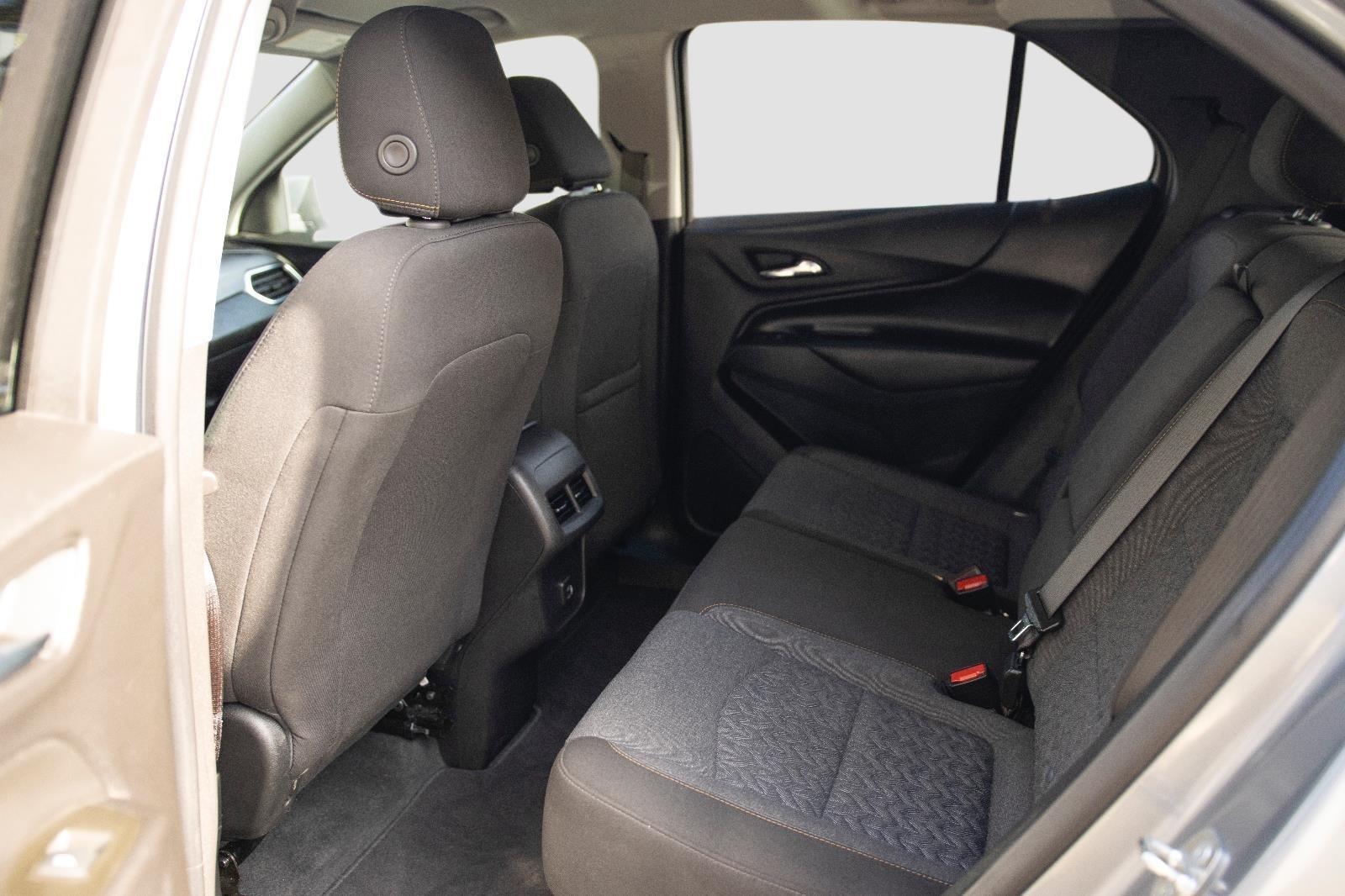 2024 Chevrolet Equinox LT photo 11