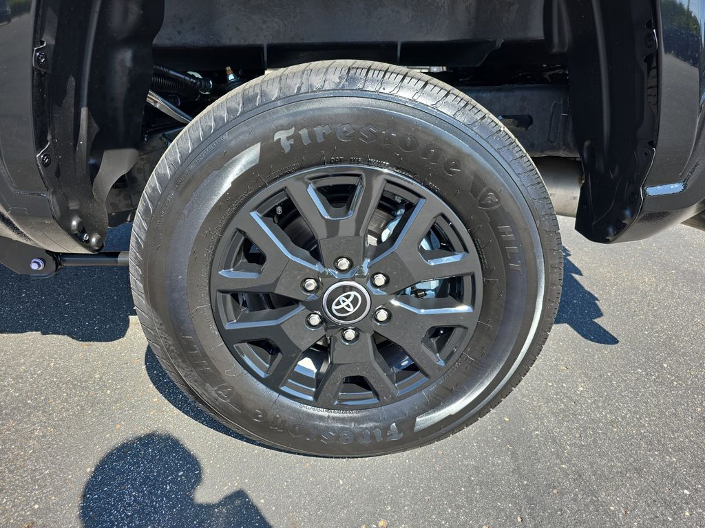 2025 Toyota Tacoma SR5 photo 31