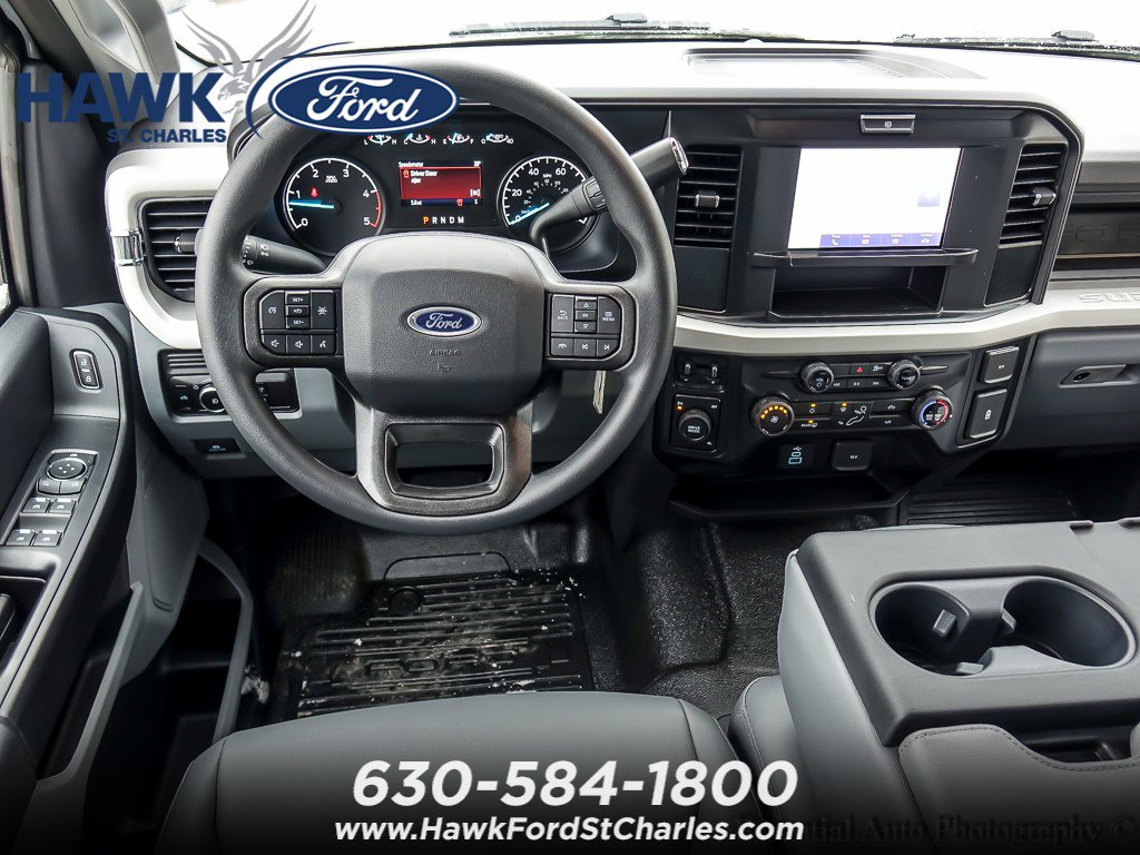 2026 FORD F-550 - Image 9