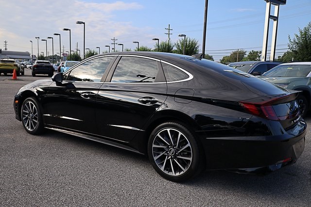 2023 Hyundai Sonata Limited photo 5