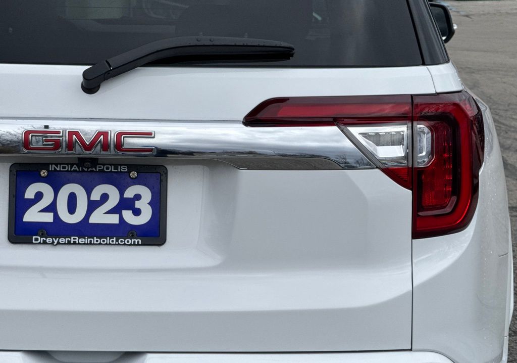 2023 Gmc Acadia Denali photo 4