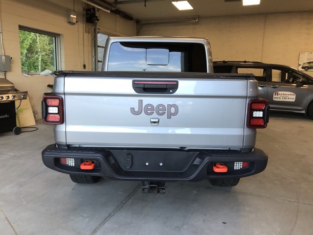 2021 Jeep Gladiator Mojave photo 2