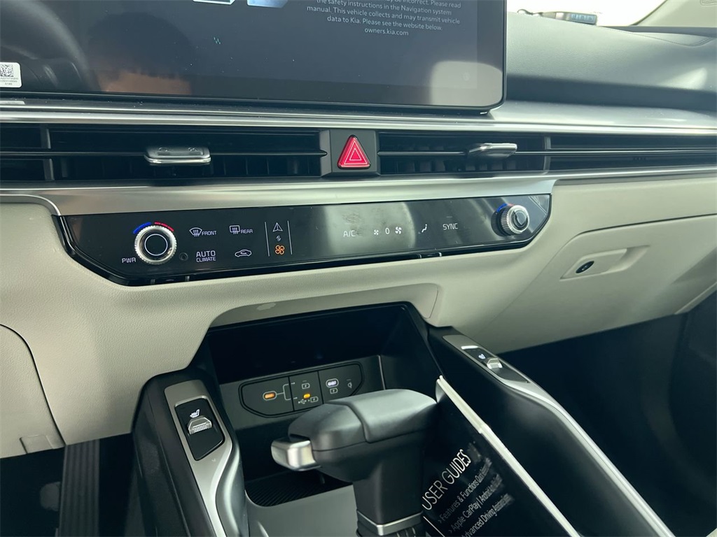 2025 Kia Sorento EX photo 21