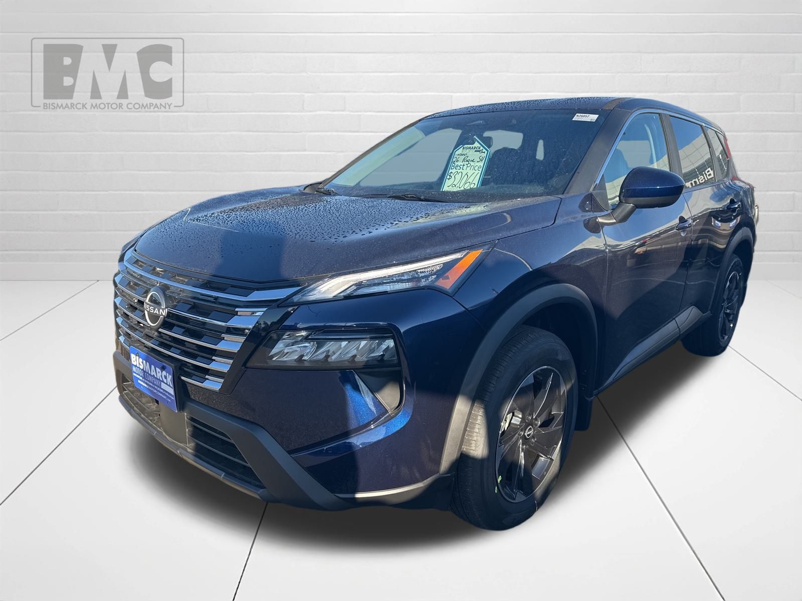 2026 Nissan Rogue SV's photo