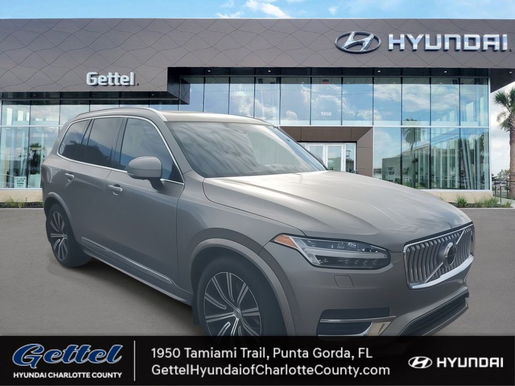 2021 Volvo XC90 Inscription's photo