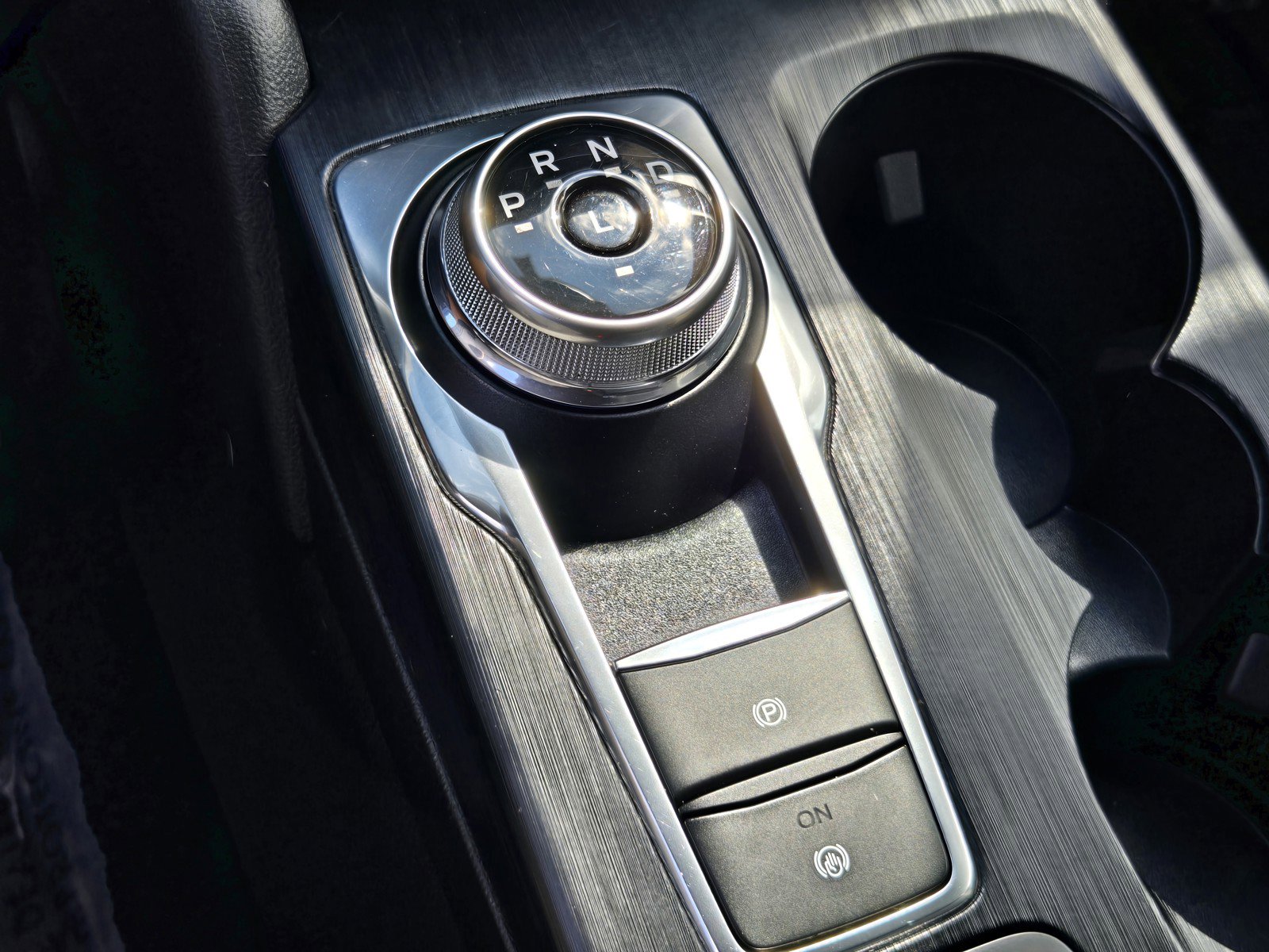 2022 Ford Escape SE photo 16