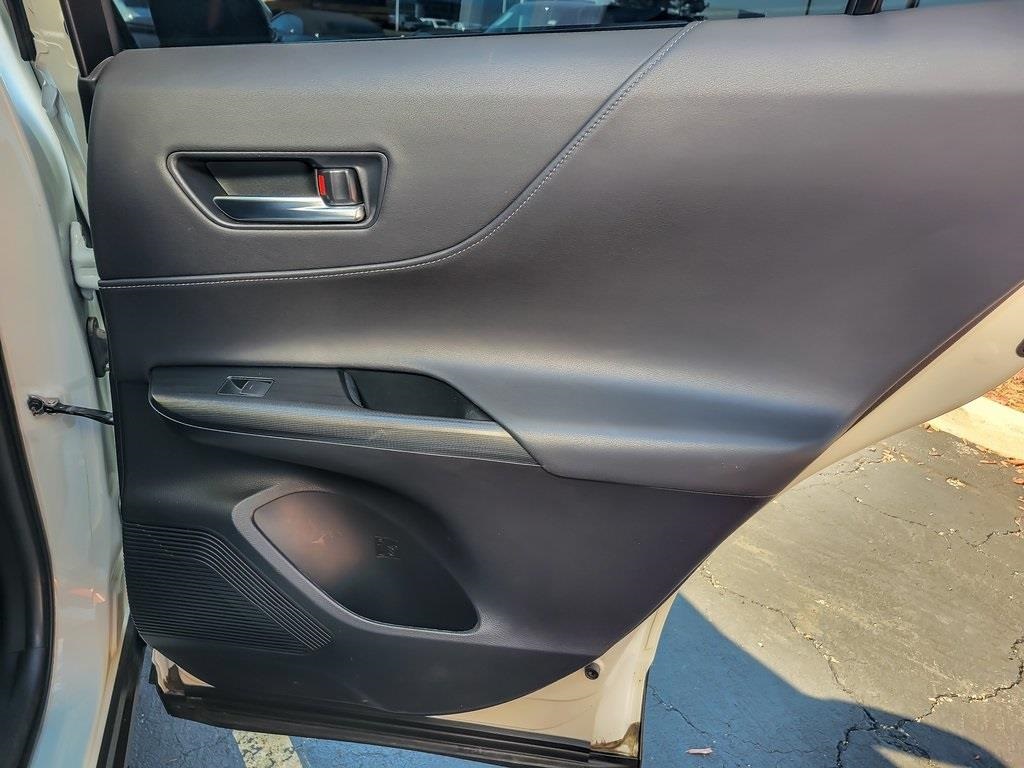 2021 Toyota Venza Limited photo 20