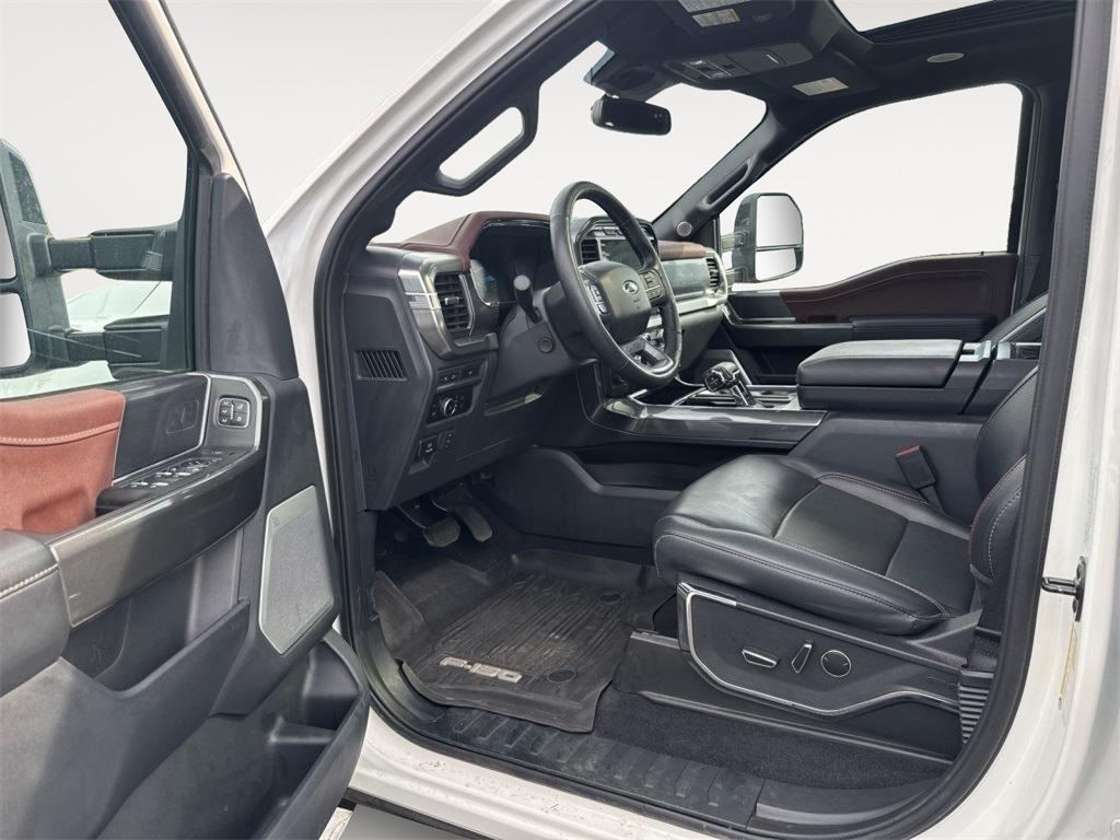 2023 Ford F-150 Lariat photo 11