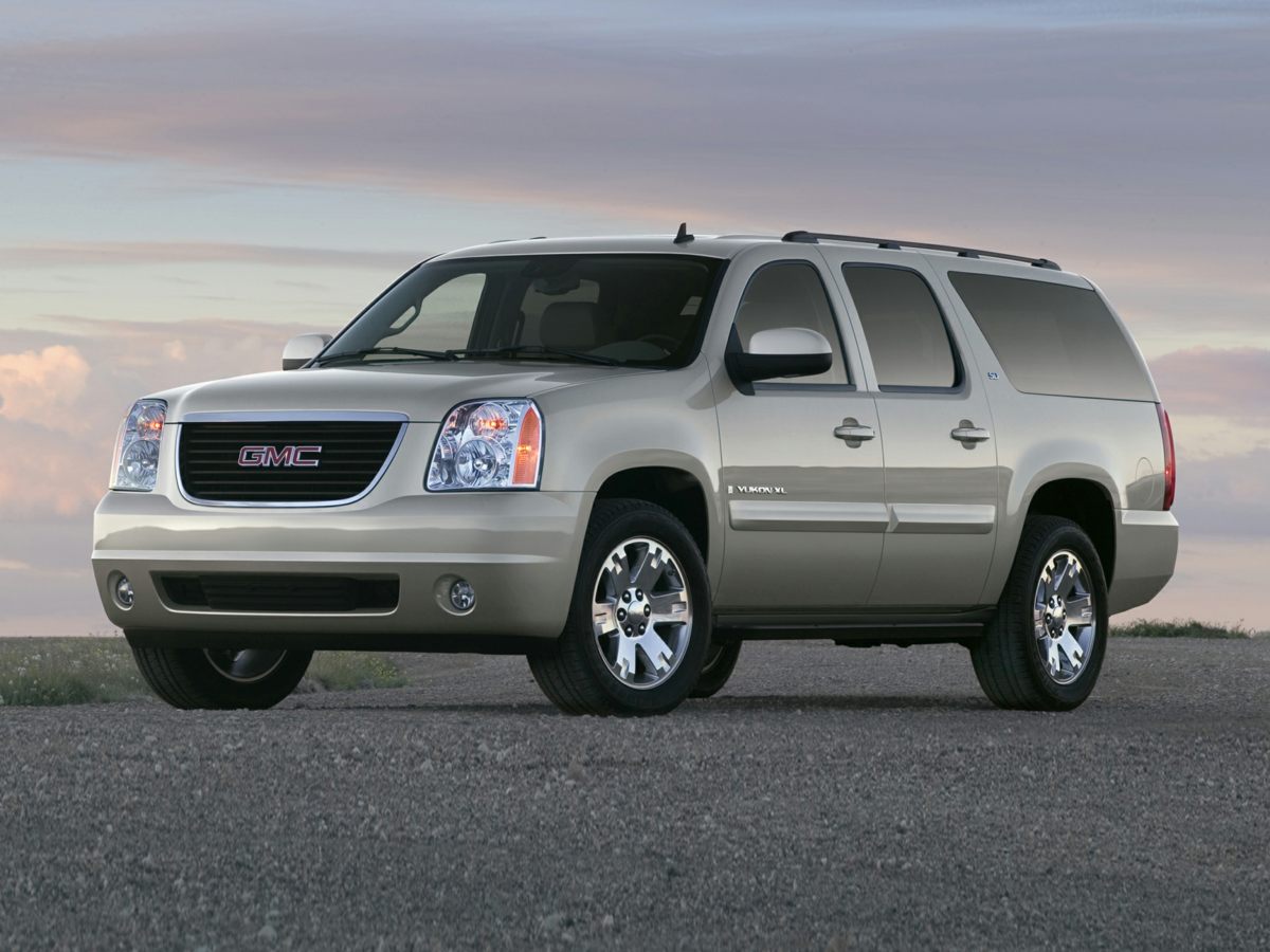 2013 GMC Yukon XL SLT's photo