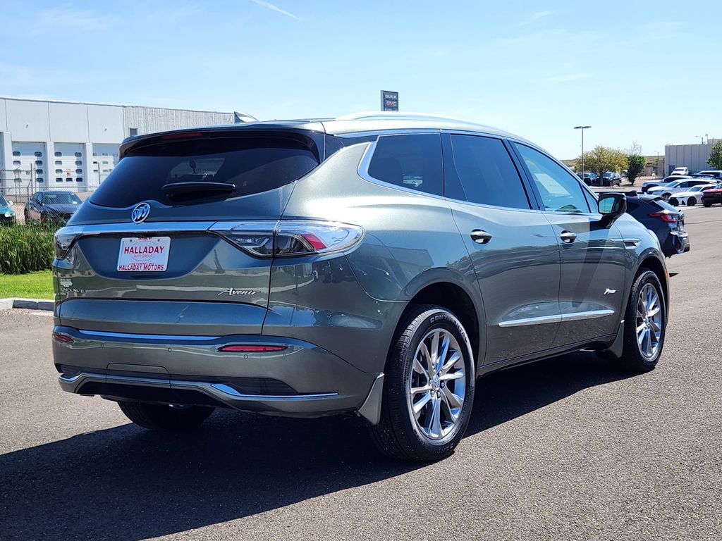 2023 Buick Enclave Avenir photo 2