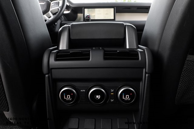 2023 Land Rover Defender 110 X-Dynamic SE photo 35