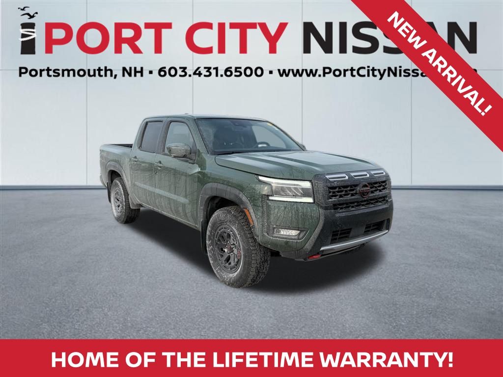 2025 Nissan Frontier PRO-4X's photo