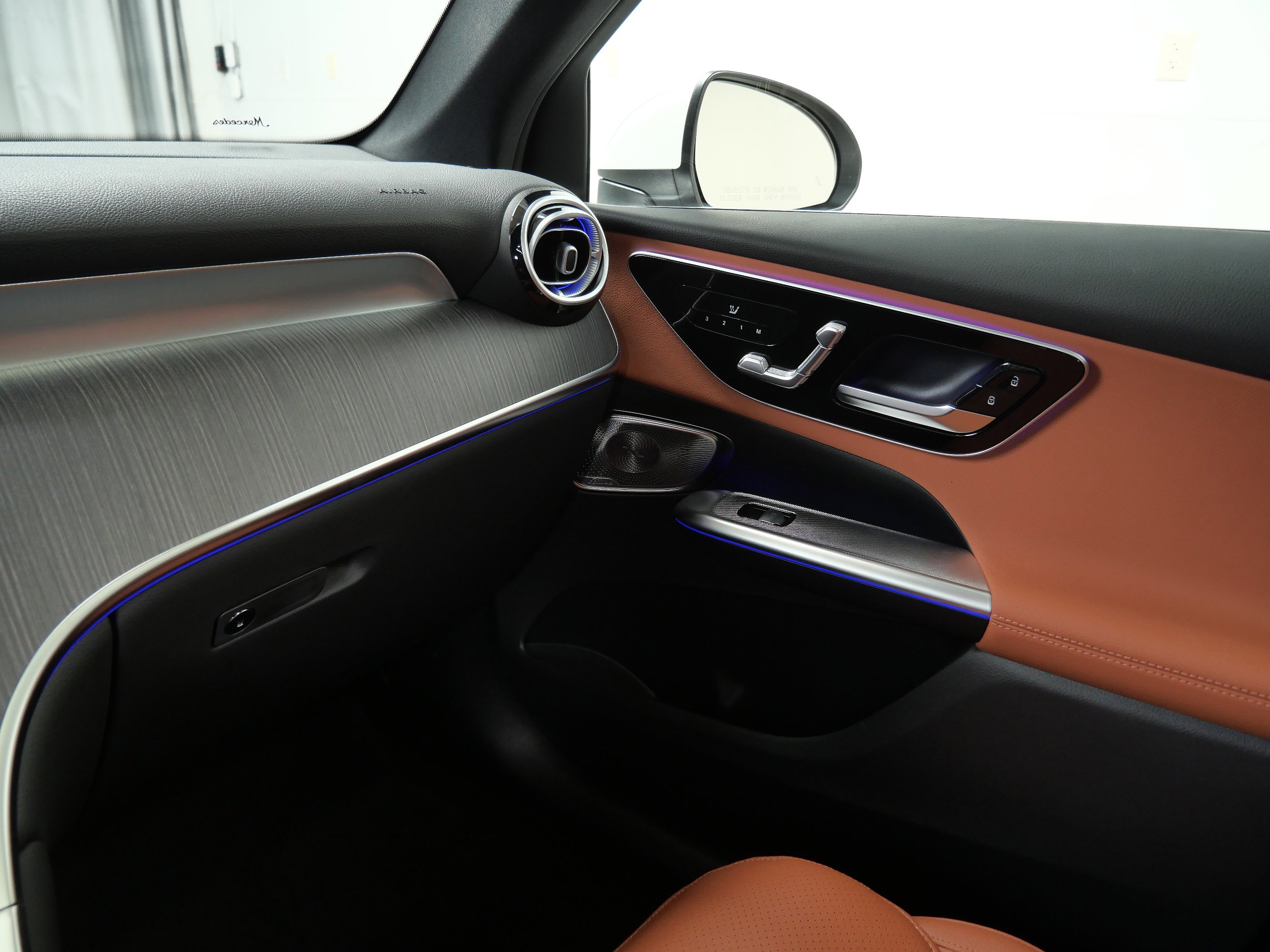 2026 Mercedes Benz GLC 350e 4MATIC photo 11