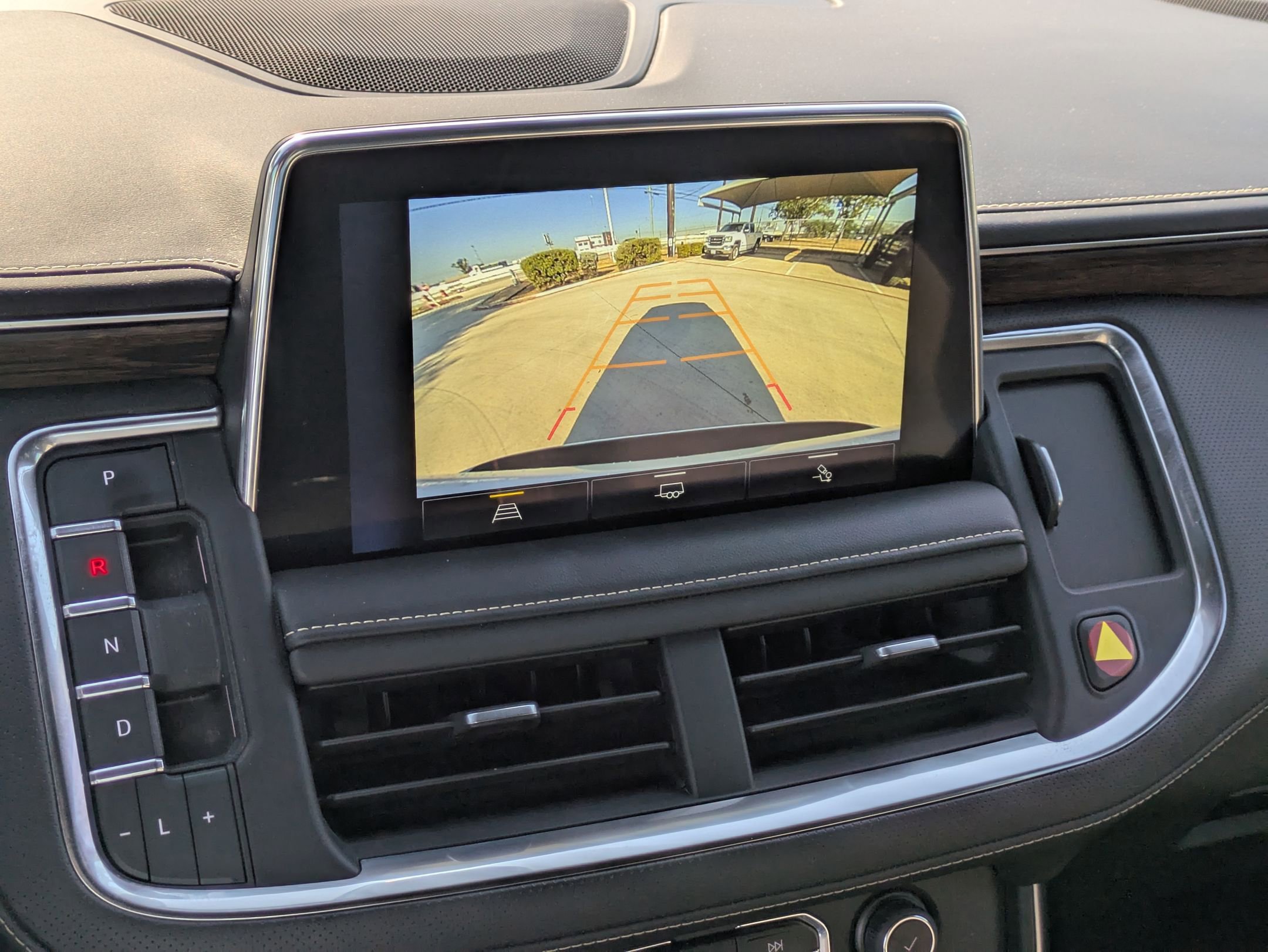 2022 Chevrolet Tahoe Premier photo 18