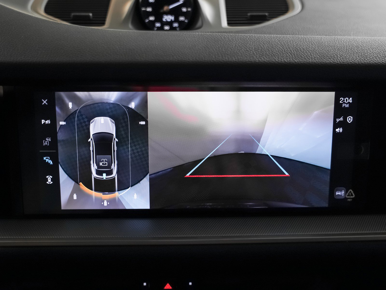 2025 Porsche Cayenne Coupe photo 22