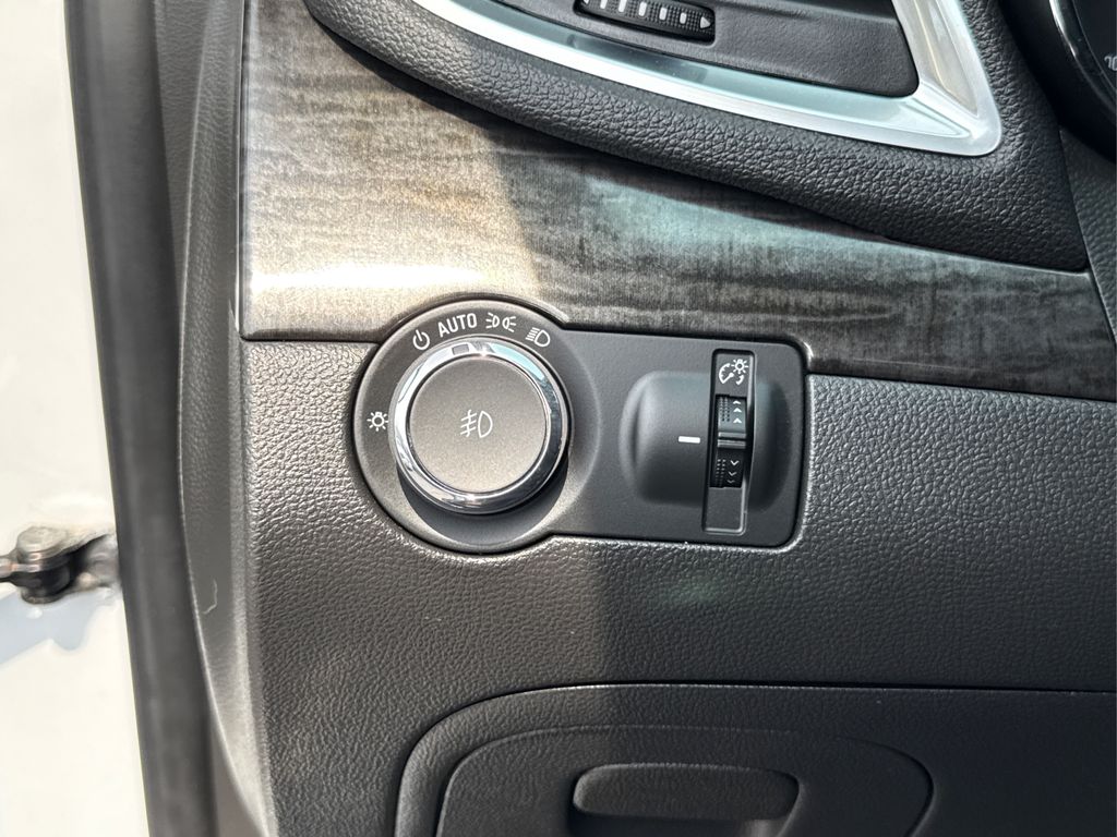 2016 Buick Encore Premium photo 25
