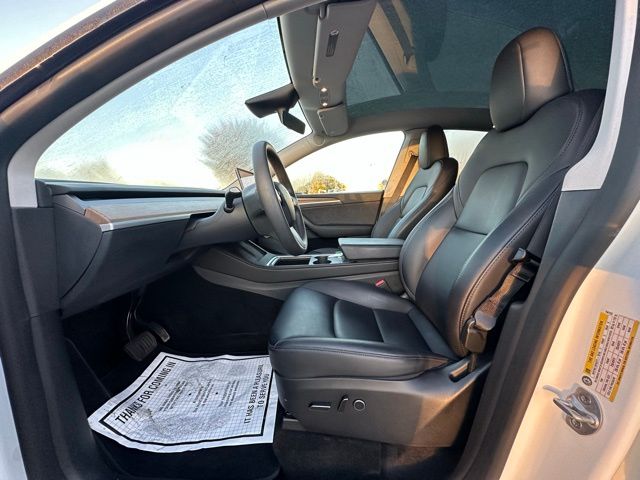 2023 Tesla Model Y Long Range photo 21