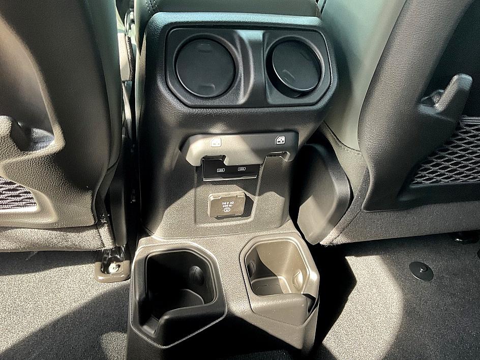 2025 Jeep Gladiator Mojave photo 26