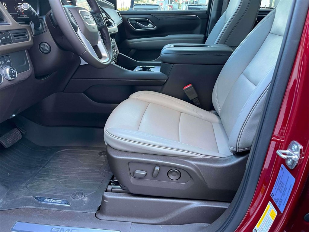 2022 Gmc Yukon XL SLT photo 28