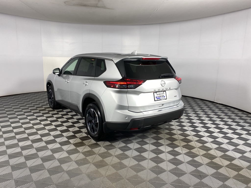 2025 Nissan Rogue SV photo 3
