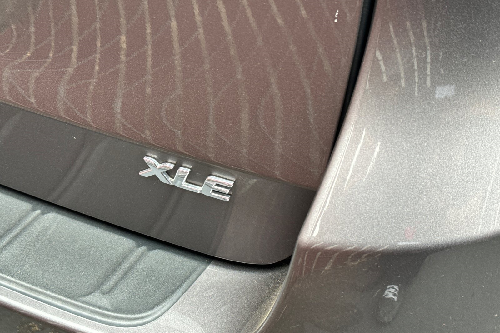 2020 Toyota Sienna XLE photo 3