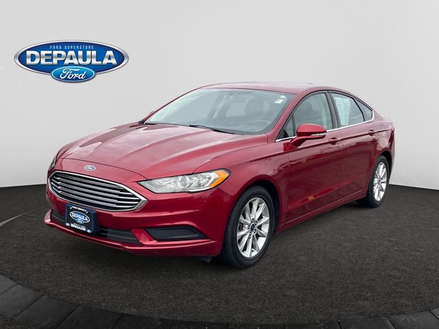 2017 Ford Fusion SE's photo