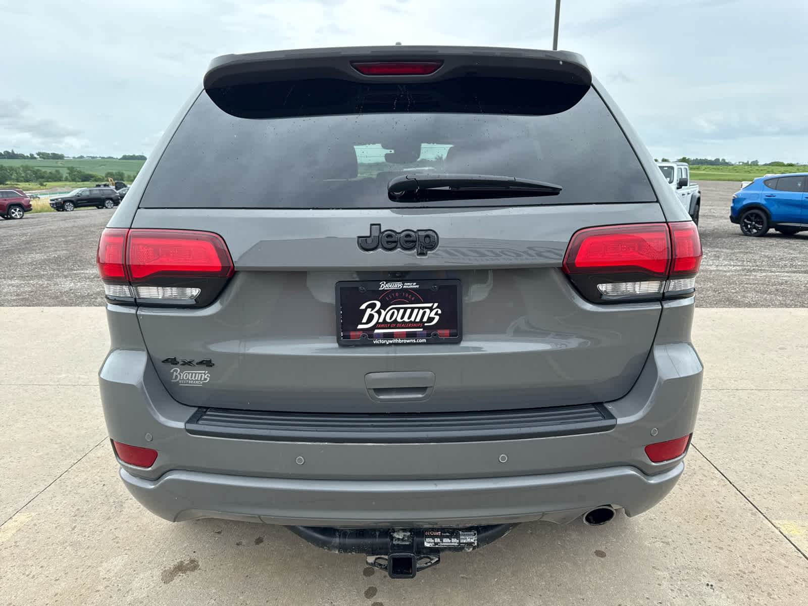 2021 Jeep Grand Cherokee Laredo X photo 4