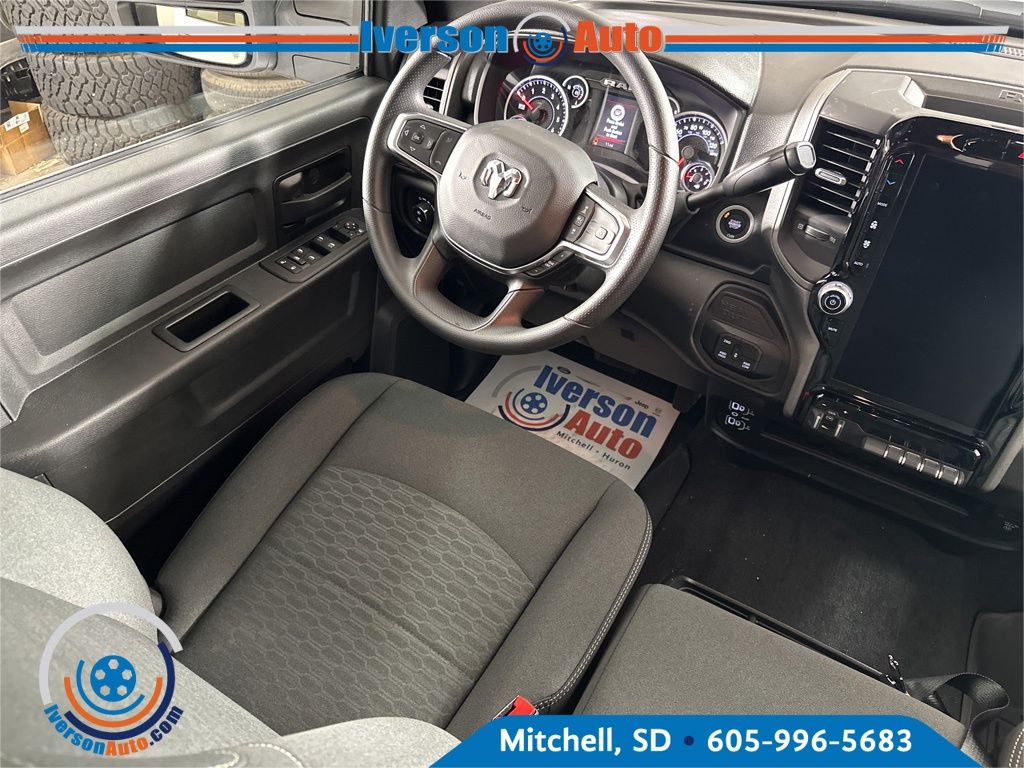 2025 Ram 2500 Tradesman photo 23