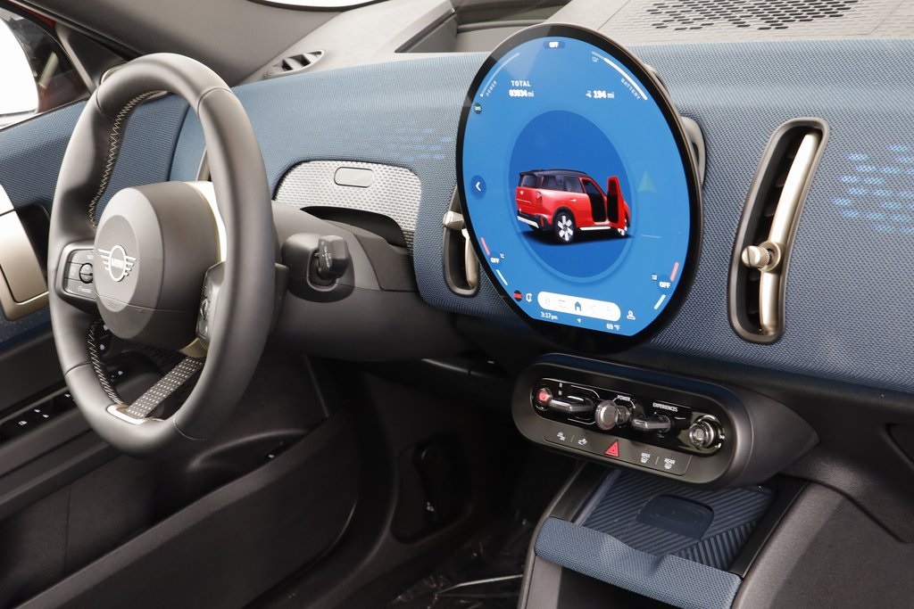 2025 Mini Countryman SE ALL4 photo 17