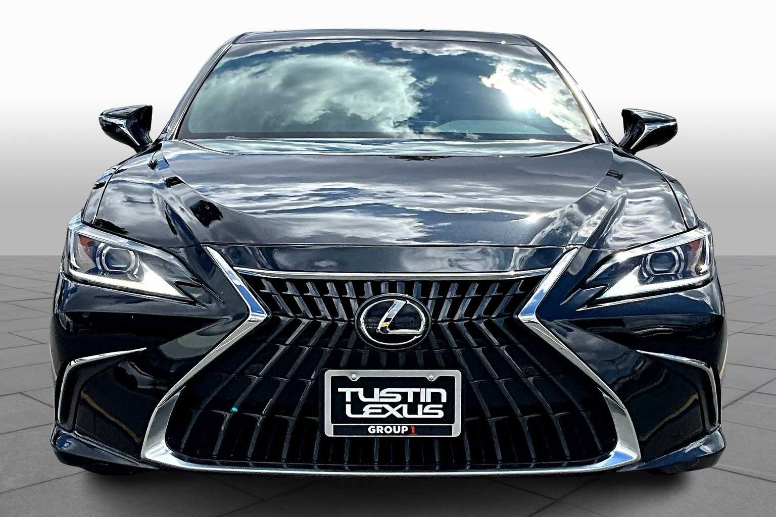 2023 Lexus ES Premium photo 3