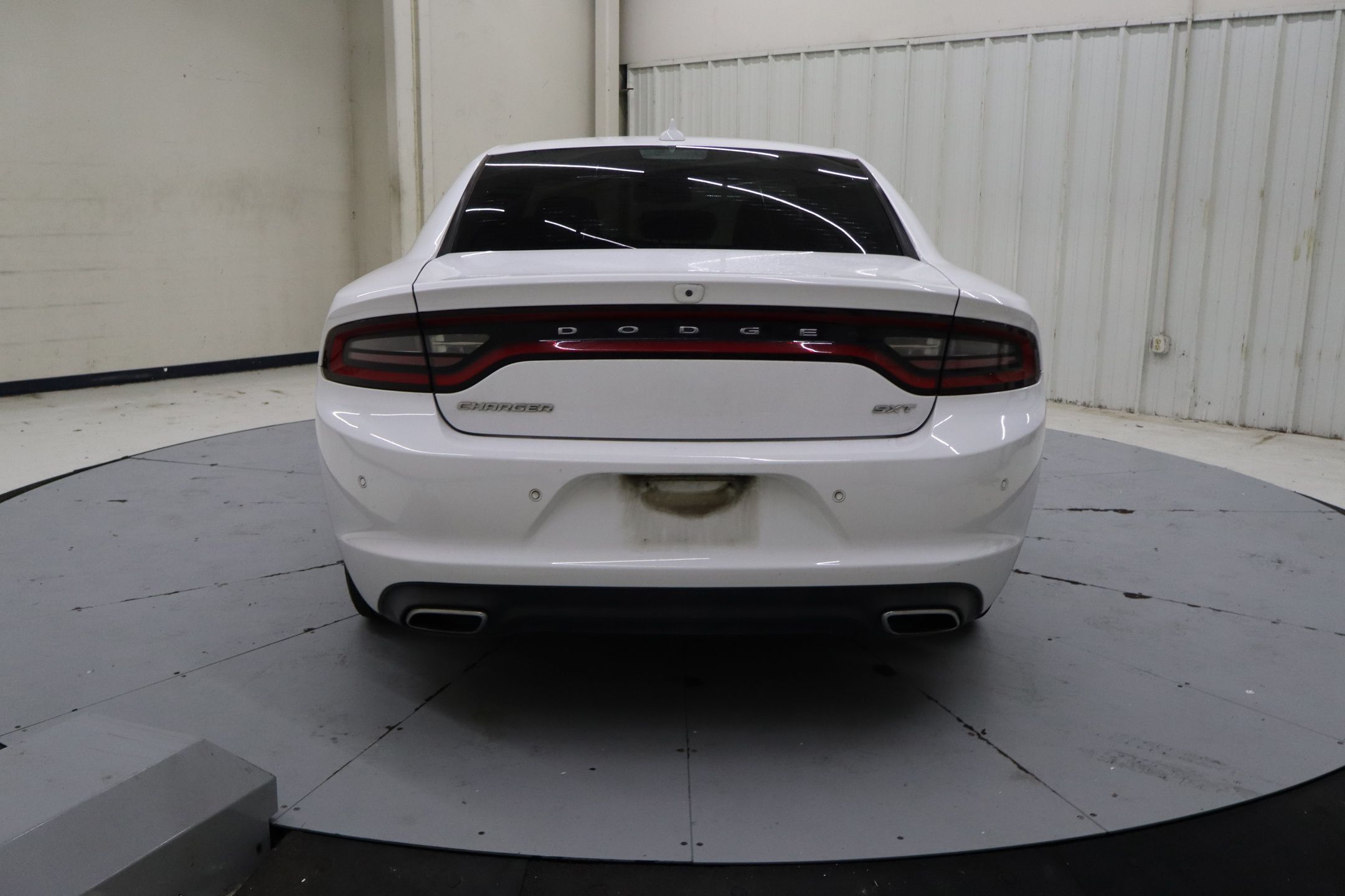 2018 Dodge Charger SXT Plus photo 3