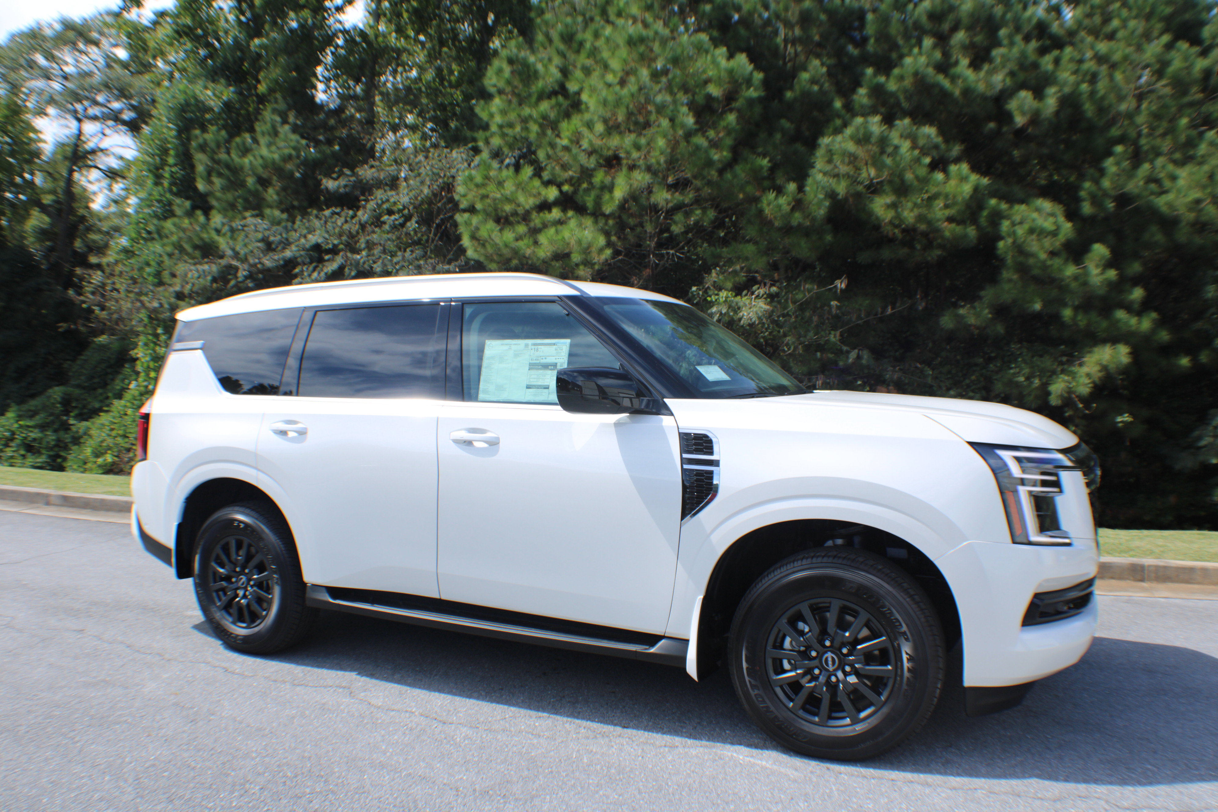 2026 Nissan Armada SV's photo