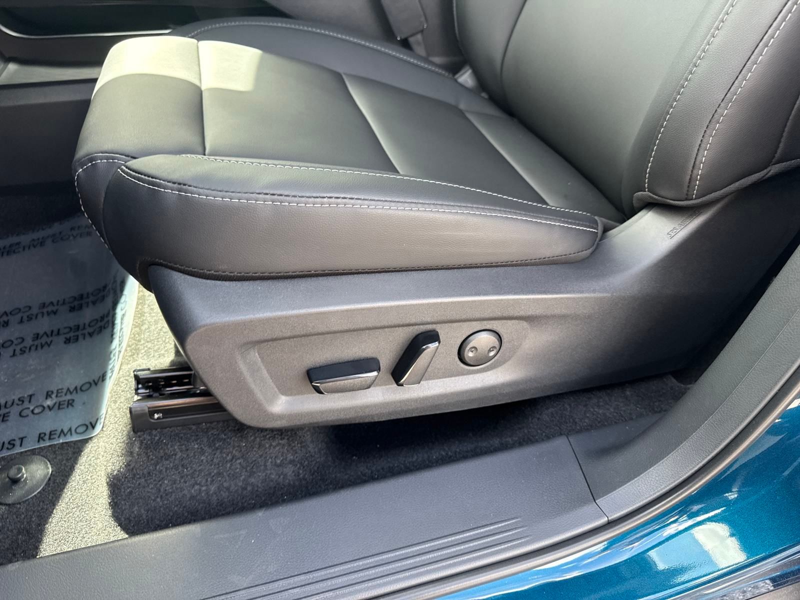 2025 Nissan Murano SL photo 24