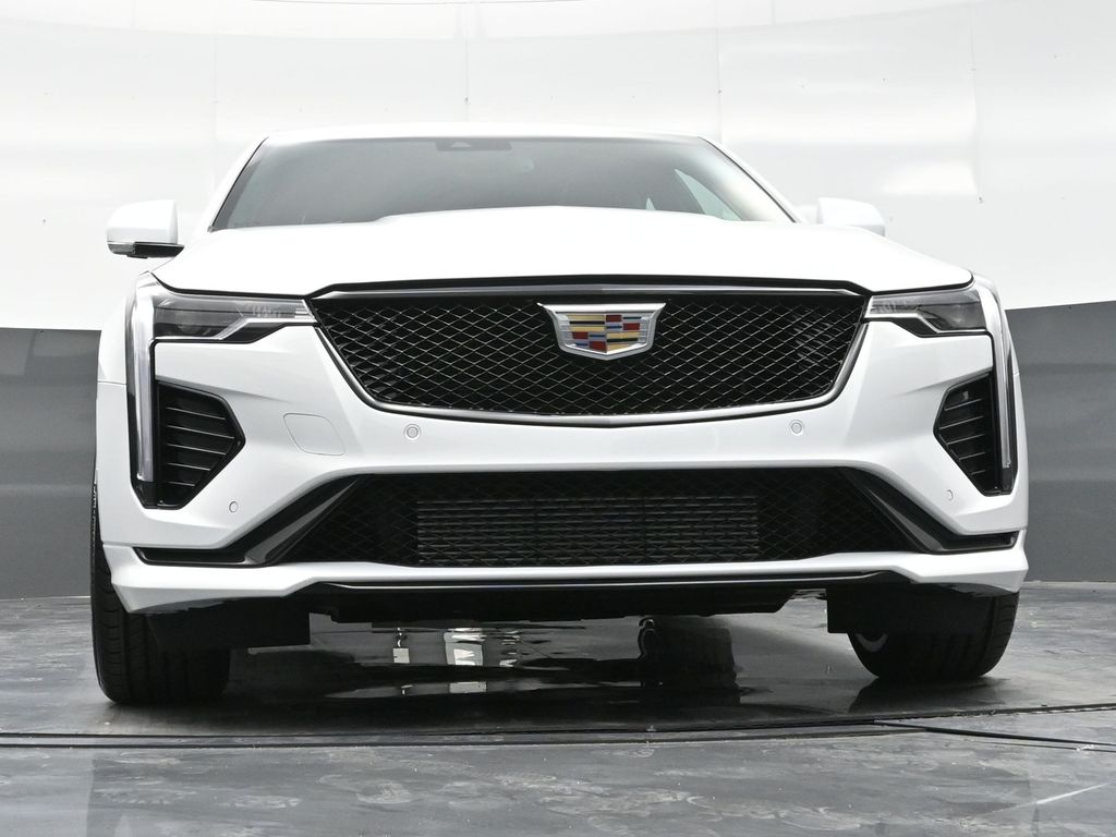 2025 Cadillac CT4 photo 8