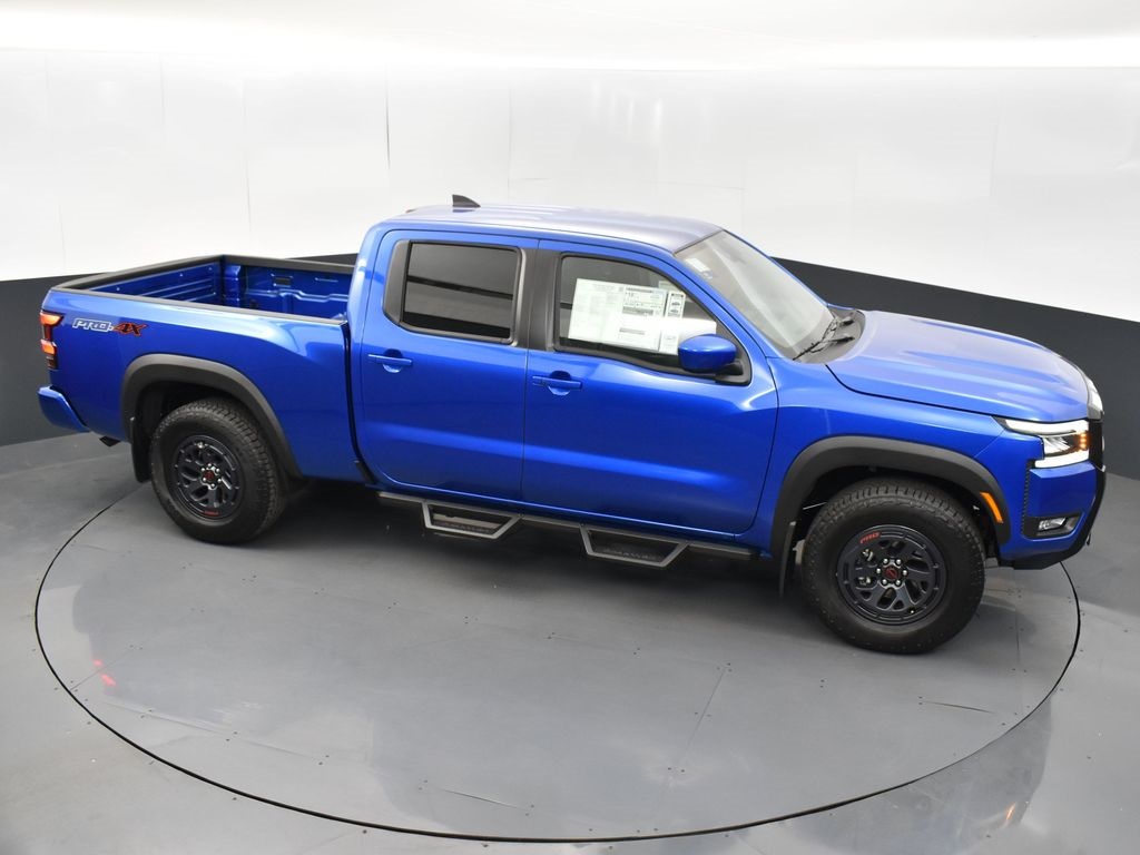 2025 Nissan Frontier photo 43