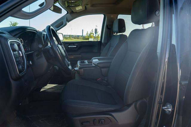 2021 Chevrolet Silverado 1500 LT photo 13