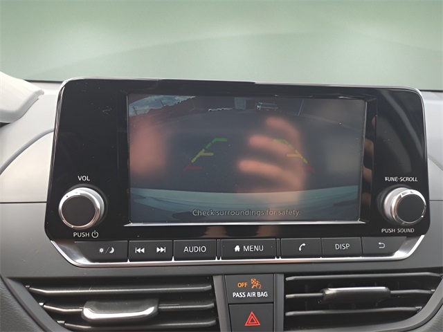 2024 Nissan Altima 2.5 S photo 13